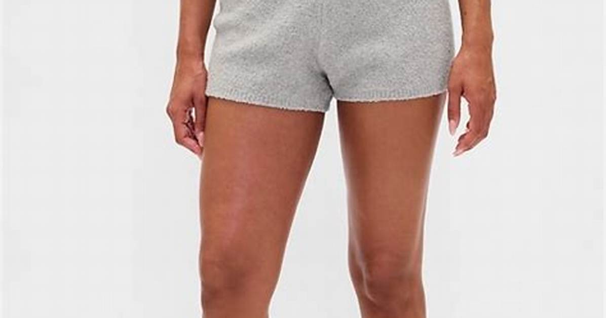 Gap Cashsoft Boucle Sweater Shorts: the Viral Steal Flying off Shelves