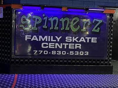 Inside Spinnerz Family Skate Center: Photos, Atmosphere, and Fan Experiences