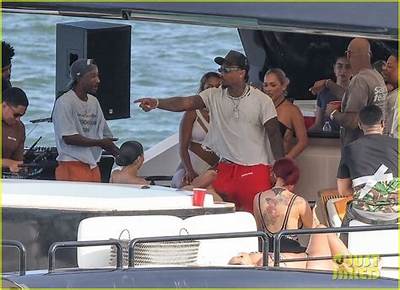 The 'Stefon Diggs Yacht Photo' with Jeffree Star: Real Evidence or Ai Fabrication?