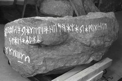 Written in Stone: the Historic Documents and Mottos Behind 'My Word Is My Bond'